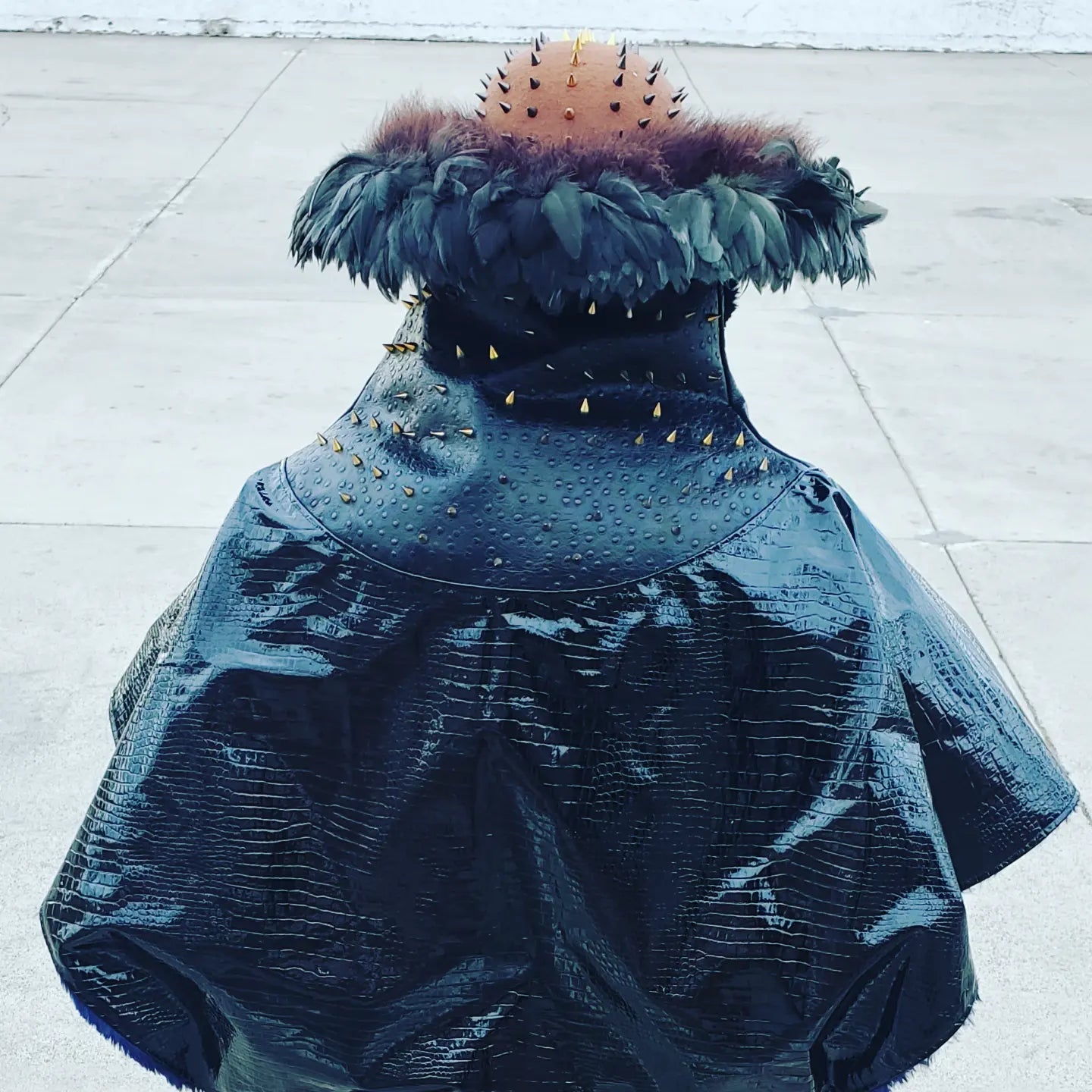 GOLD SPIKE CAPELET
